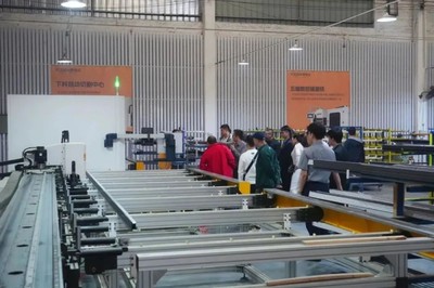 享裕安門(mén)窗2023年年度收官財(cái)富加盟峰會(huì)收官_10